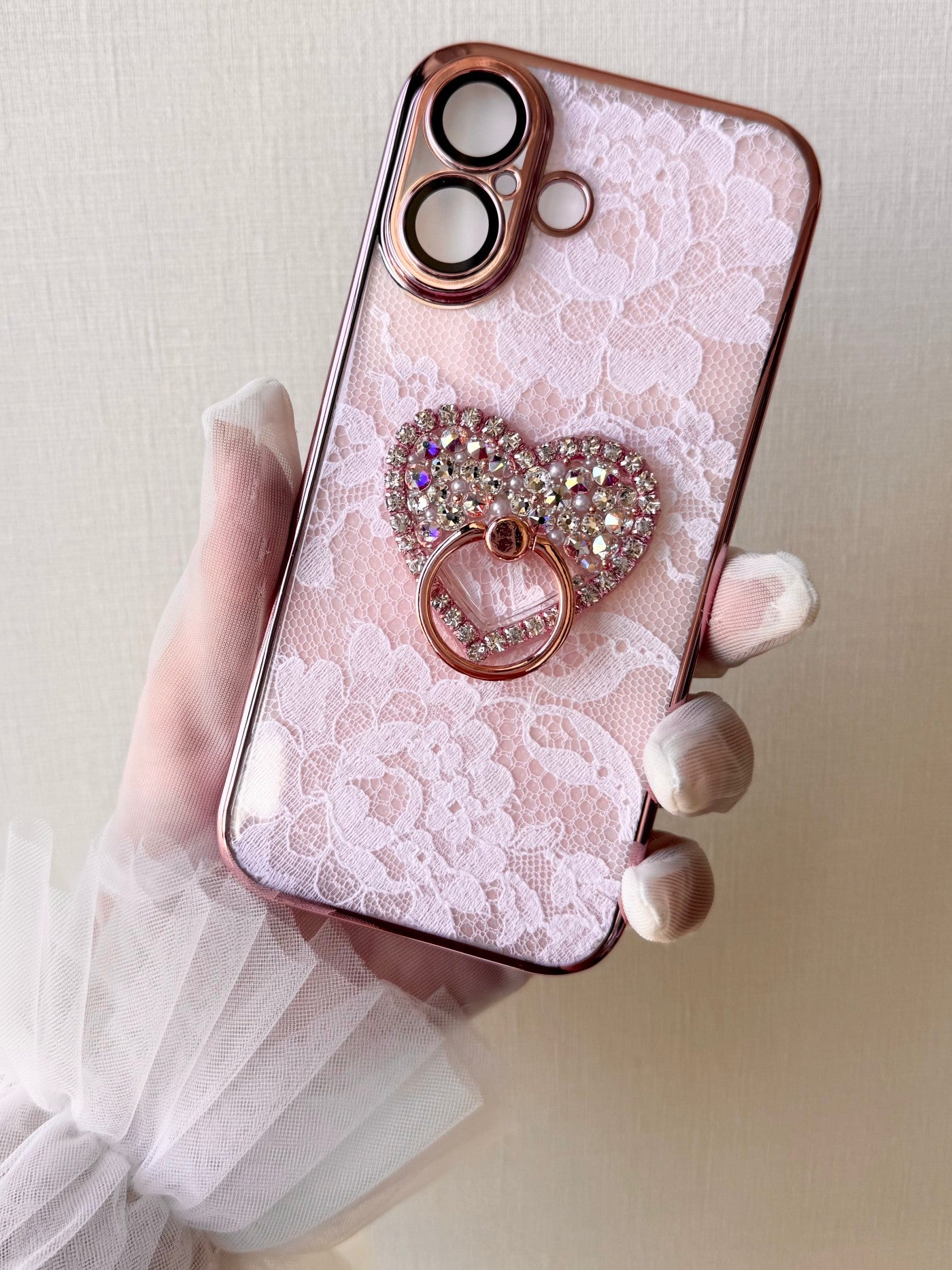 Hime. フランス製レースハートスワロフスキーリングiPhoneケース