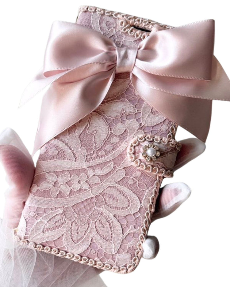 Hime. フランス製高級リバーレースハンドメイドリボン 手帳型iPhoneケース｜パール×大人可愛い（全機種対応）